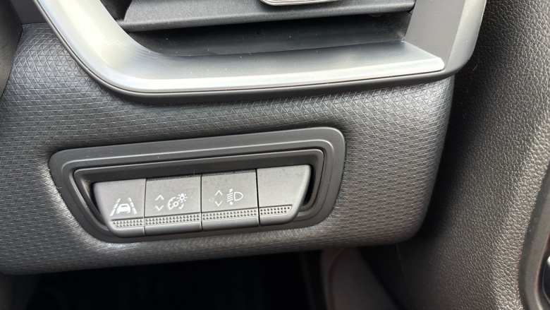 Renault Clio 1.0 TCe 90 Evolution 5dr Petrol Hatchback